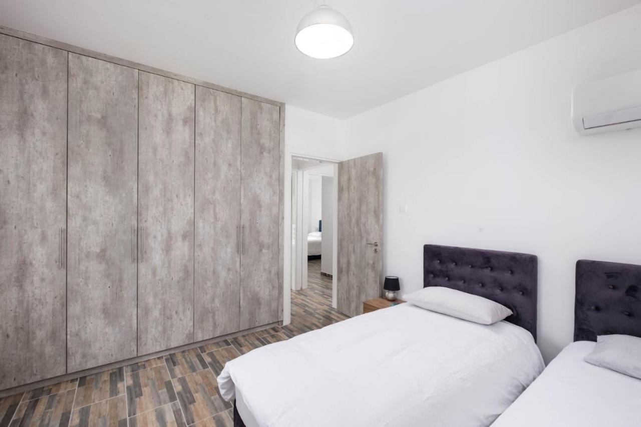 Happy Stay Apartment - Halefka Court Larnaca Exterior foto