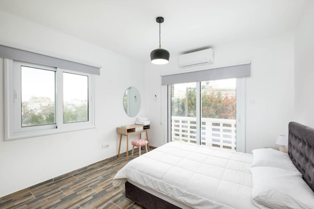 Happy Stay Apartment - Halefka Court Larnaca Exterior foto